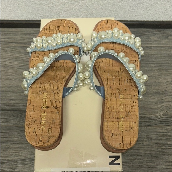 Anne Klein Women's Bessy Sandals - Picture 5 of 7